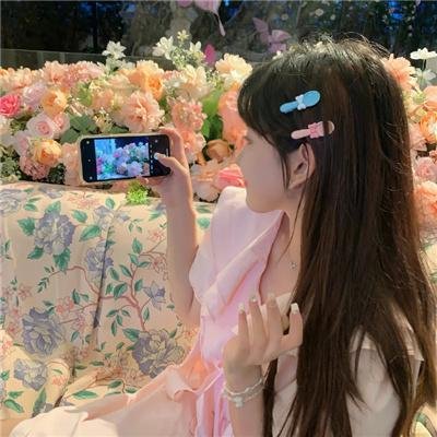 彩凤云裳